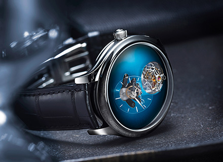 ENDEAVOUR CYLINDRICAL TOURBILLON<br>H.MOSER x MB&F<br>Funky blue